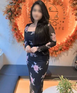 Call Girl Bhubaneshwar Roshni